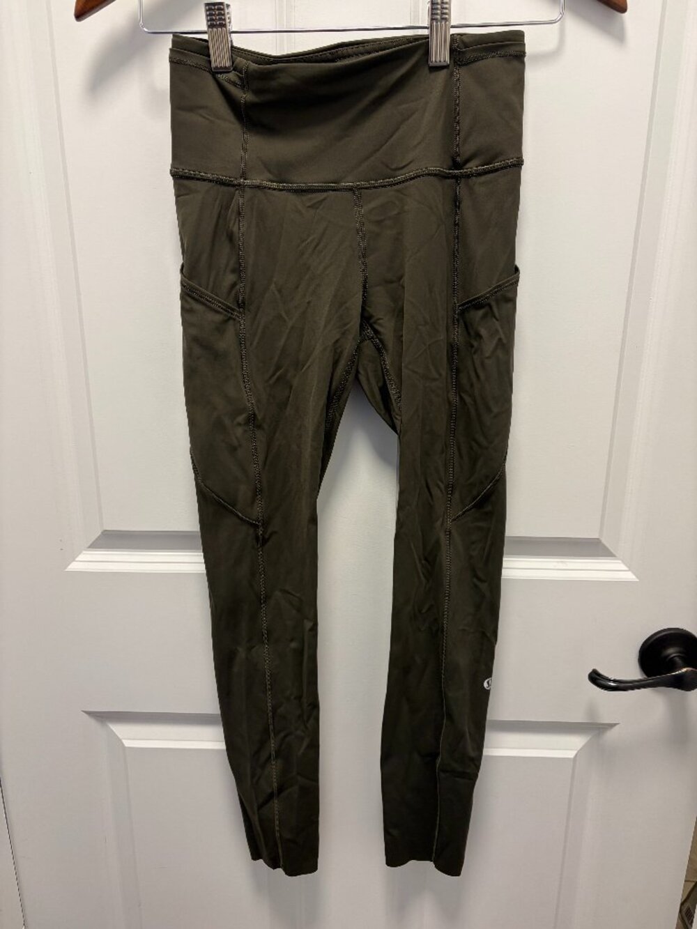 Lululemon Speed Tight pants Size 4 Olive Green